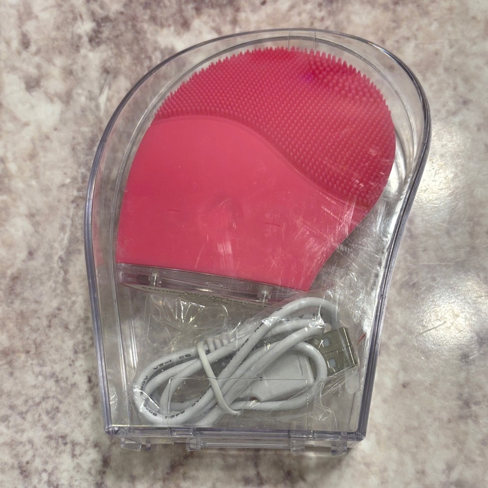 Solo Mio Sonic Facial Cleanser Brush